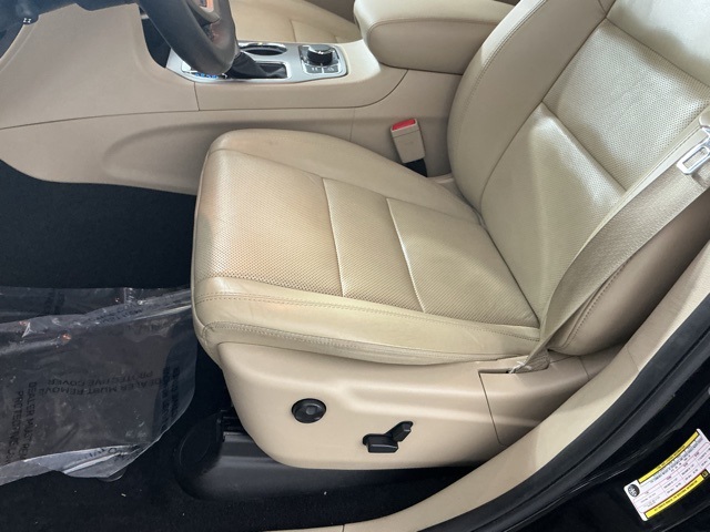 used 2019 Jeep Grand Cherokee car, priced at $20,000