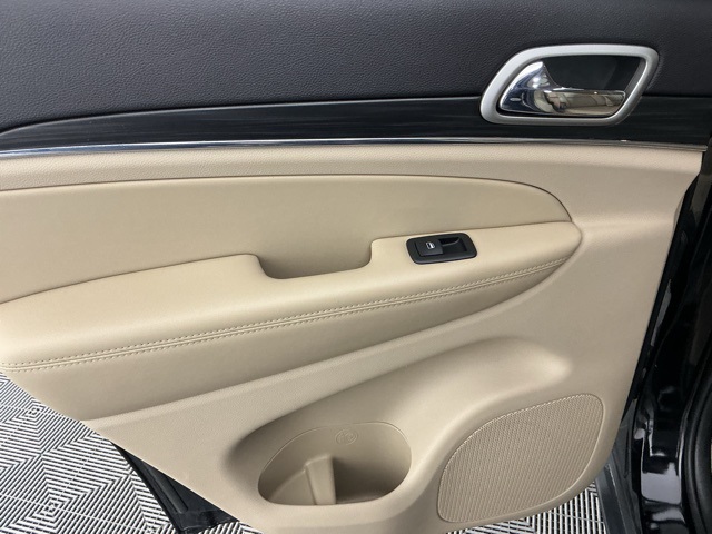 used 2019 Jeep Grand Cherokee car, priced at $20,000