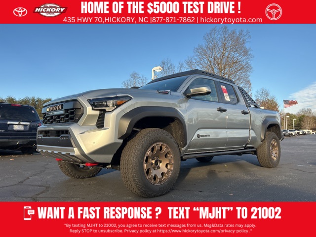 2025 Toyota Tacoma Trailhunter's photo