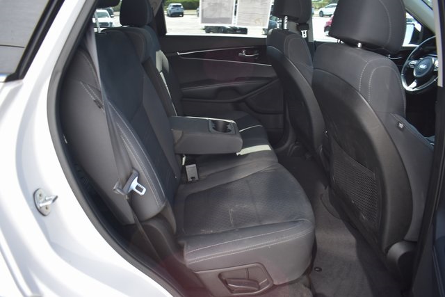 2017 Kia Sorento LX photo 13