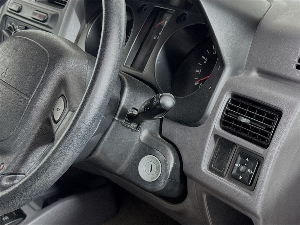 Photo of 1997 Mitsubishi Pajero Junior in Myrtle Beach, SC - 10,  1997 Mitsubishi Pajero Junior:T3439Y