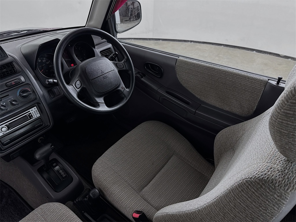 Photo of 1997 Mitsubishi Pajero Junior in Myrtle Beach, SC - 19,  1997 Mitsubishi Pajero Junior:T3439Y