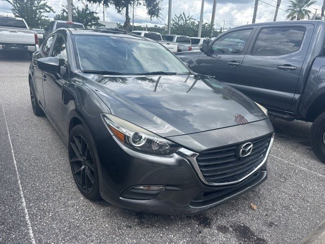 2017 Mazda Mazda3 Sport photo 2