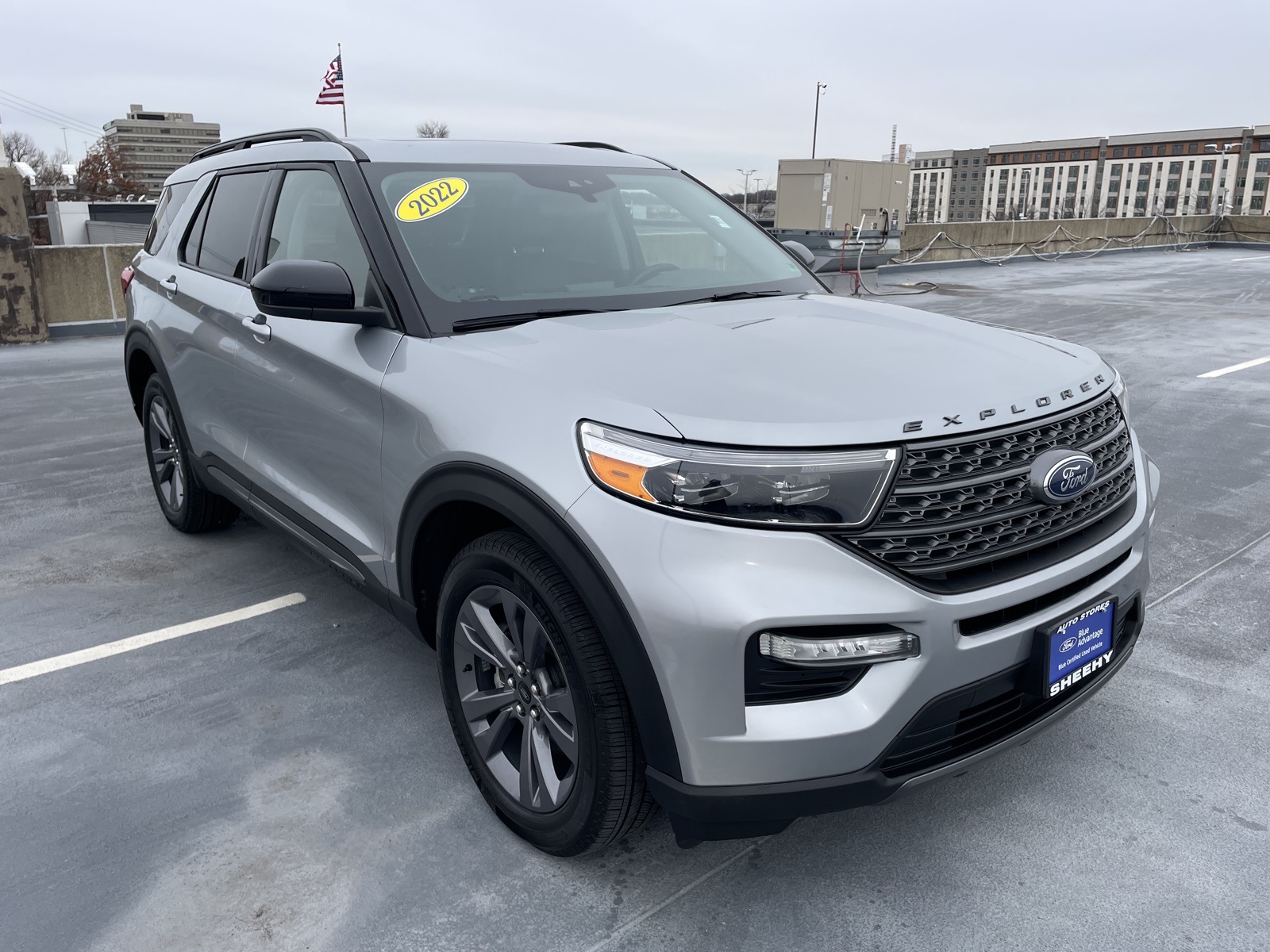 2022 Ford Explorer XLT's photo