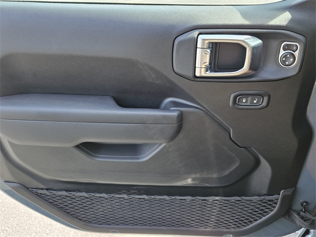 2025 Jeep Wrangler 4-Door Willys 4x4