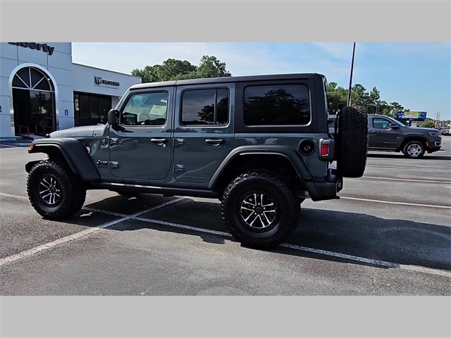 2025 Jeep Wrangler 4-Door Willys 4x4