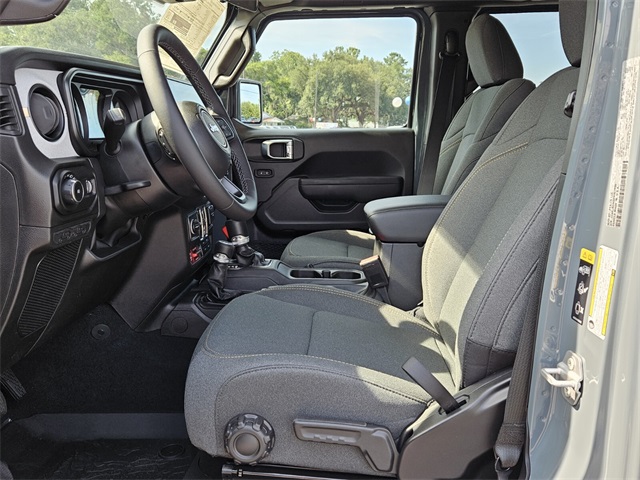 2025 Jeep Wrangler 4-Door Willys 4x4