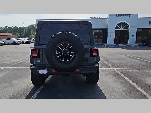 2025 Jeep Wrangler 4-Door Willys 4x4