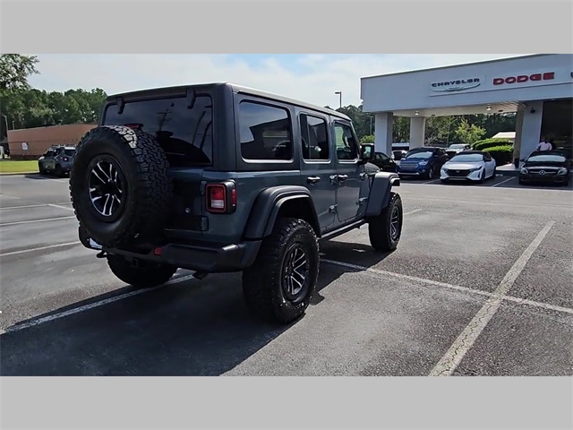 2025 Jeep Wrangler 4-Door Willys 4x4