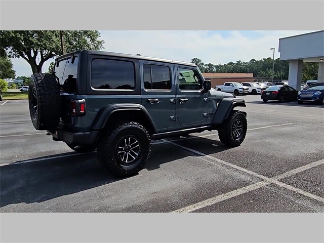 2025 Jeep Wrangler 4-Door Willys 4x4