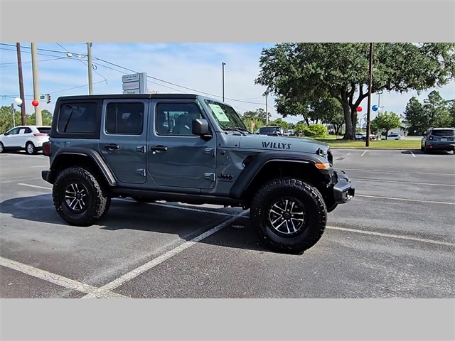 2025 Jeep Wrangler 4-Door Willys 4x4