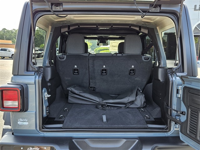 2025 Jeep Wrangler 4-Door Willys 4x4