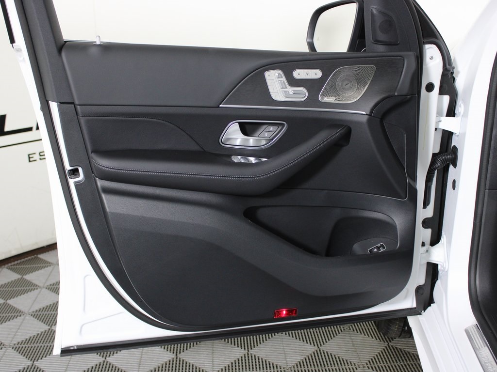 new 2026 Mercedes-Benz GLE car, priced at $73,200