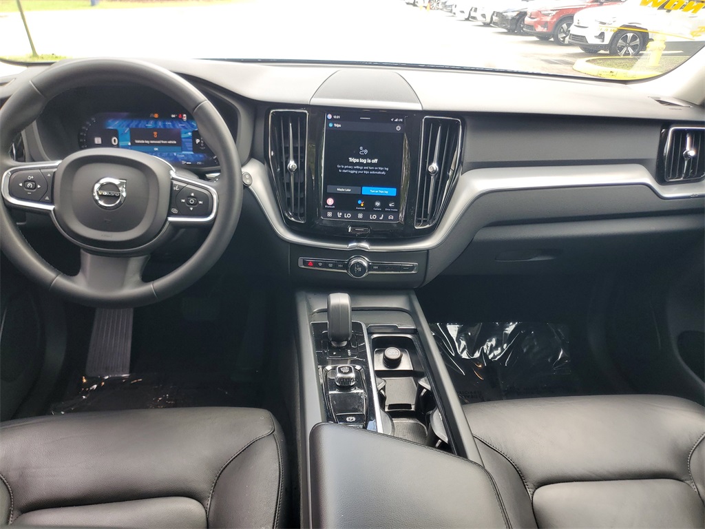 used 2023 Volvo XC60 car, priced at $28,894
