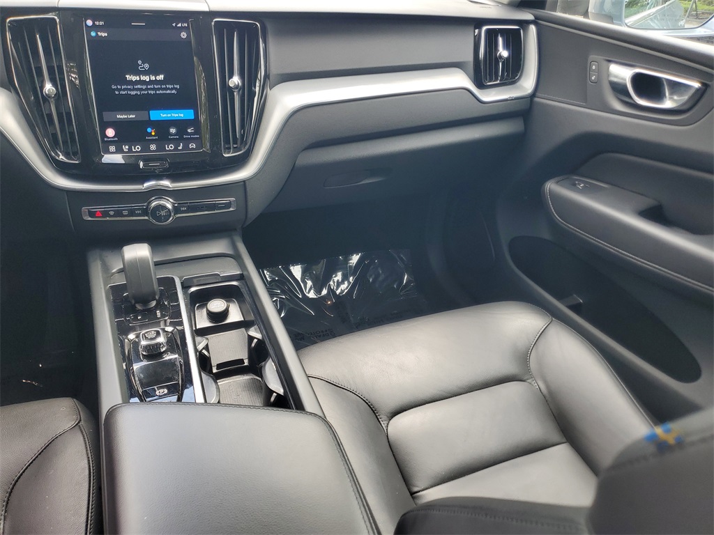 used 2023 Volvo XC60 car, priced at $28,894