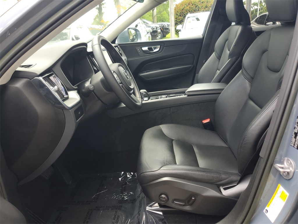used 2023 Volvo XC60 car, priced at $28,894