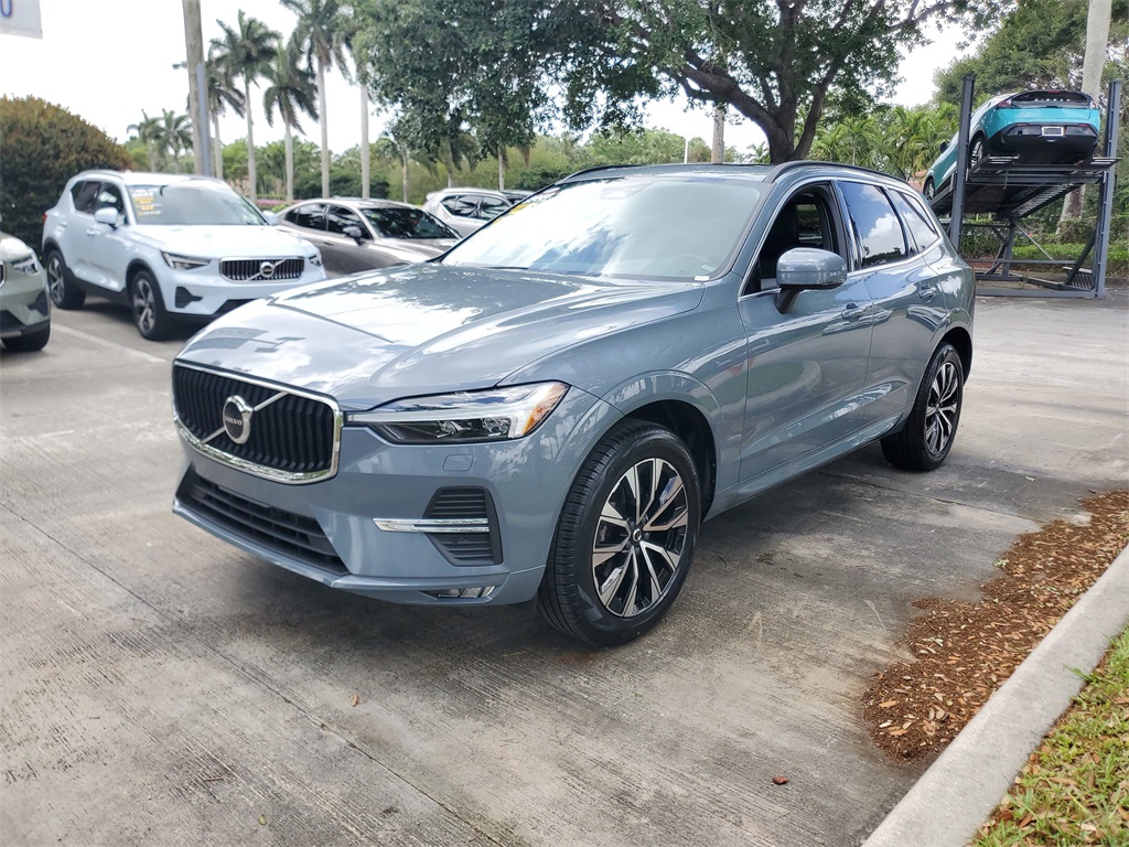 used 2023 Volvo XC60 car, priced at $28,894