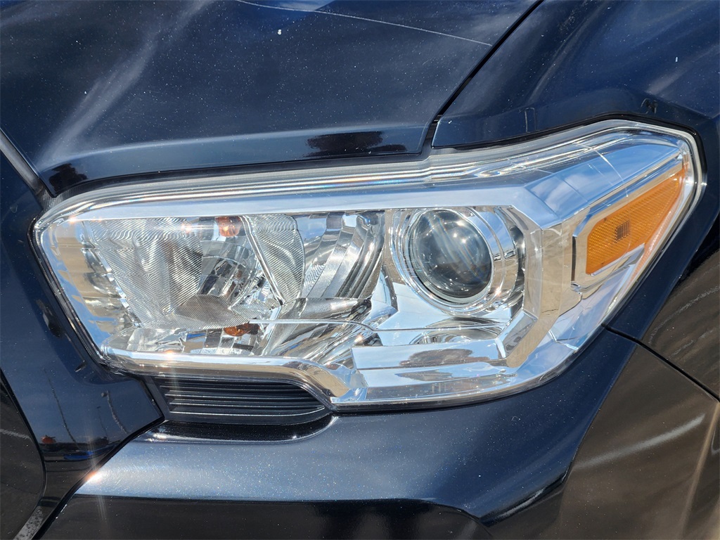 Used 2021 Toyota Tacoma Truck
