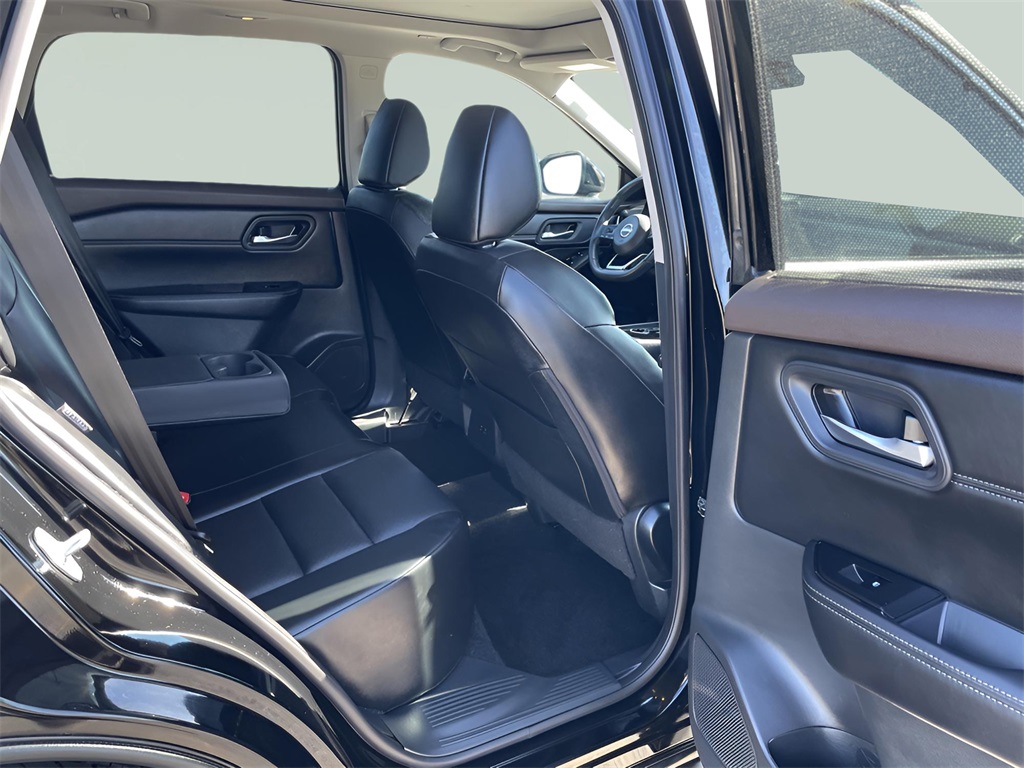 2023 Nissan Rogue SV AWD photo 30