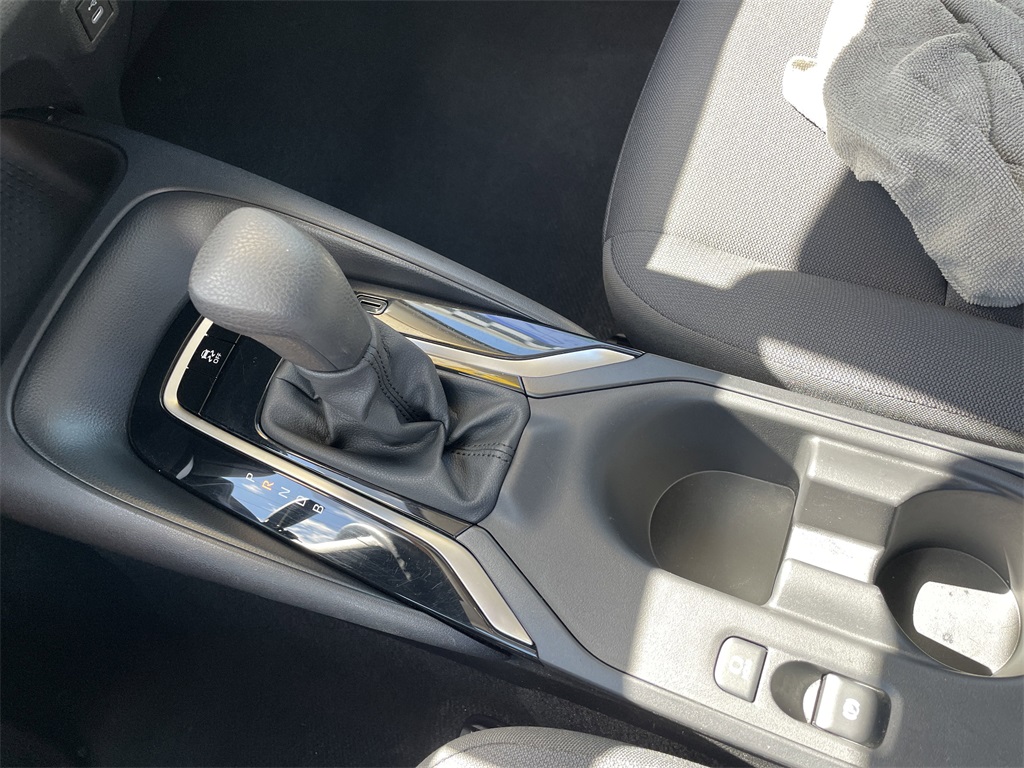 2024 Toyota Corolla LE photo 20