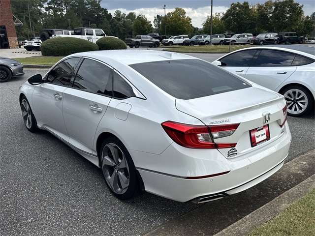 2020 Honda Accord Touring 2.0T photo 6