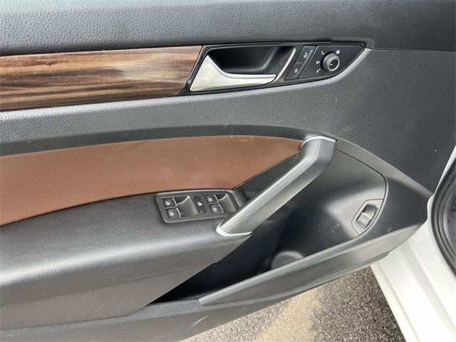 used 2022 Volkswagen Passat car, priced at $21,022