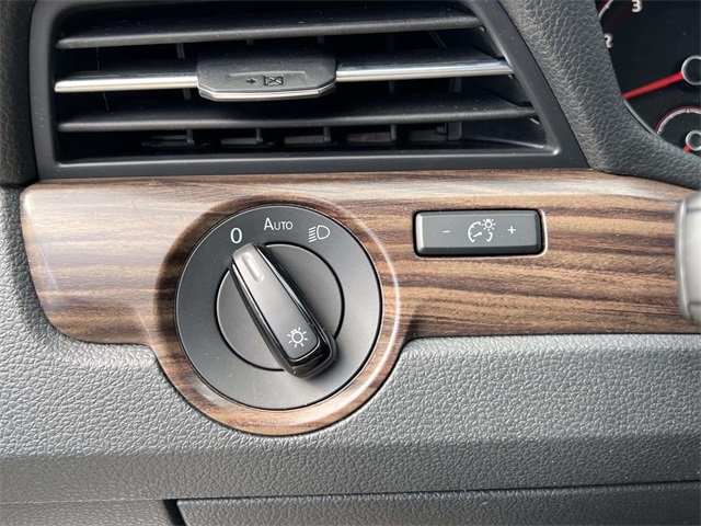 used 2022 Volkswagen Passat car, priced at $21,022