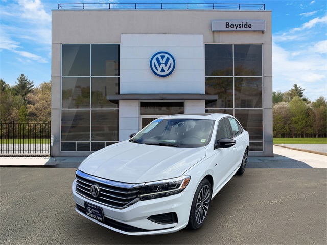 used 2022 Volkswagen Passat car, priced at $21,022