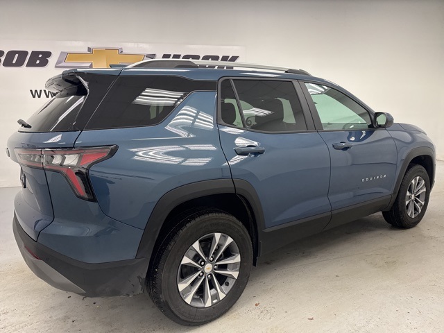 new 2026 Chevrolet Equinox car, priced at $33,015