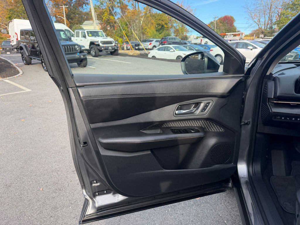 Used 2024 Nissan Ariya SUV