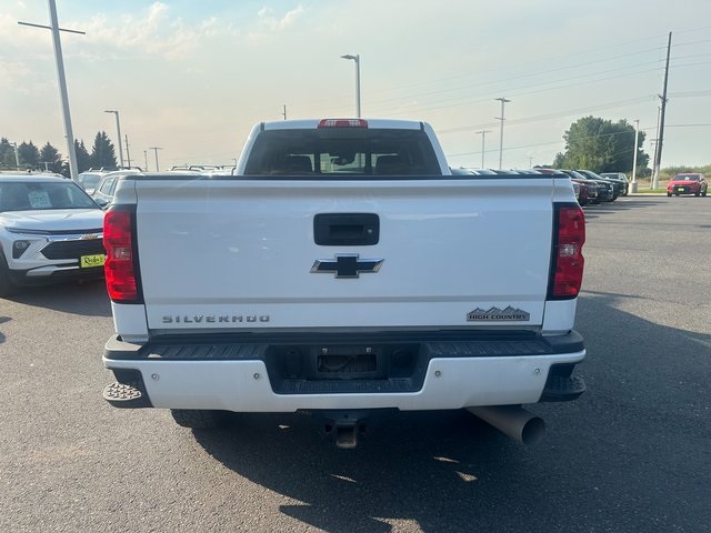 2019 Chevrolet Silverado 2500HD High Country photo 3