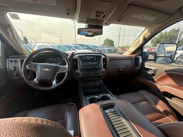 2019 Chevrolet Silverado 2500HD High Country photo 4