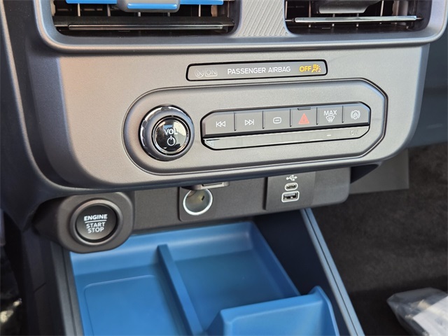 New 2025 Ford Maverick XLT 4D Crew Cab