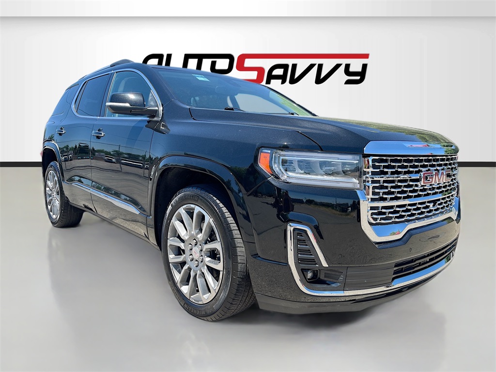 2023 GMC Acadia Denali's photo