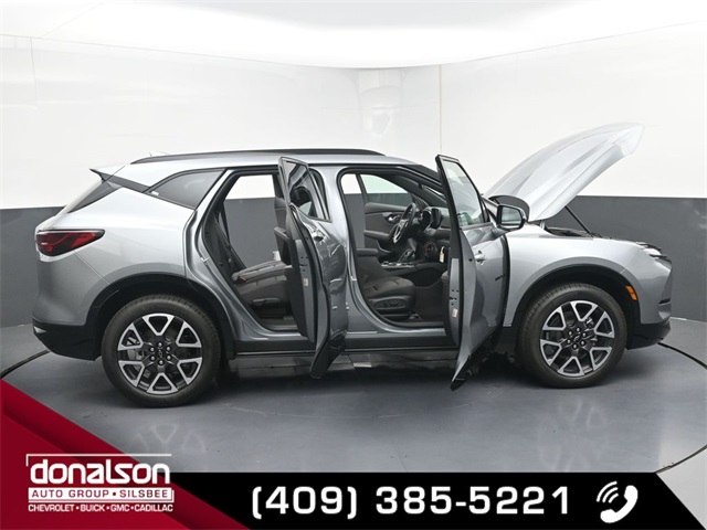 new 2025 Chevrolet Blazer car, priced at $44,786