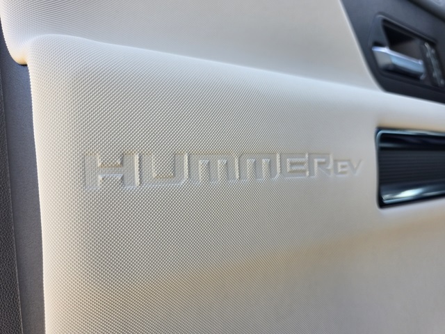 2026 GMC HUMMER EV SUV 2X