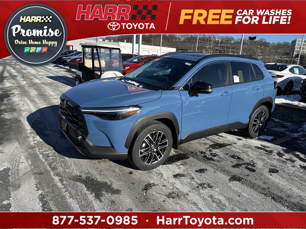 2026 Toyota Corolla Cross XLE's photo