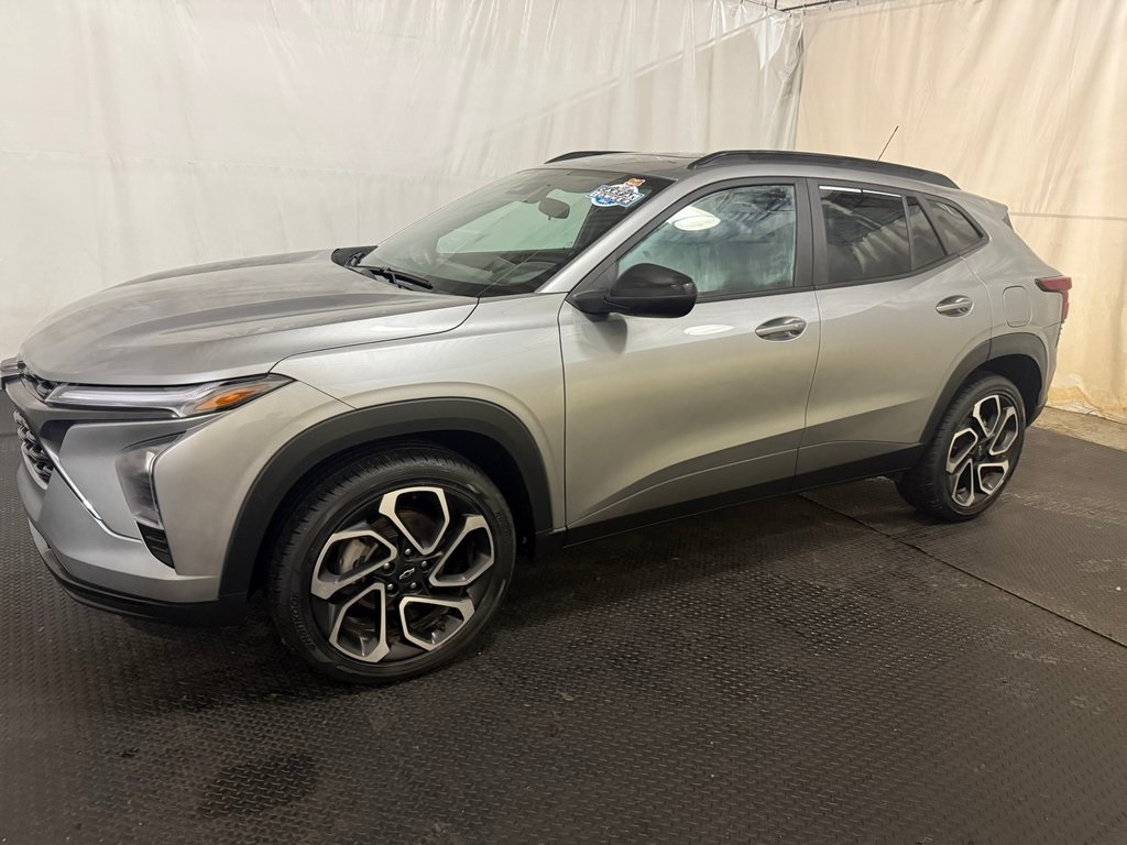 used 2024 Chevrolet Trax car, priced at $19,327