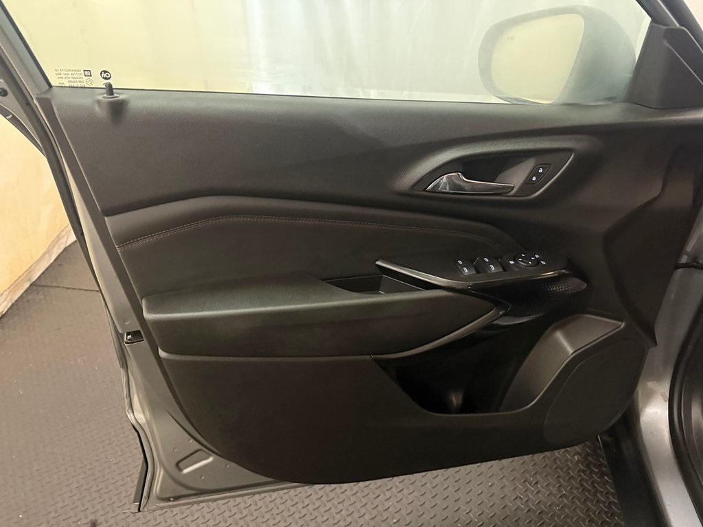 used 2024 Chevrolet Trax car, priced at $19,327