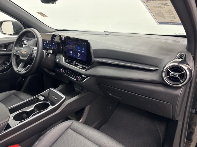 used 2025 Chevrolet Equinox car, priced at $26,988