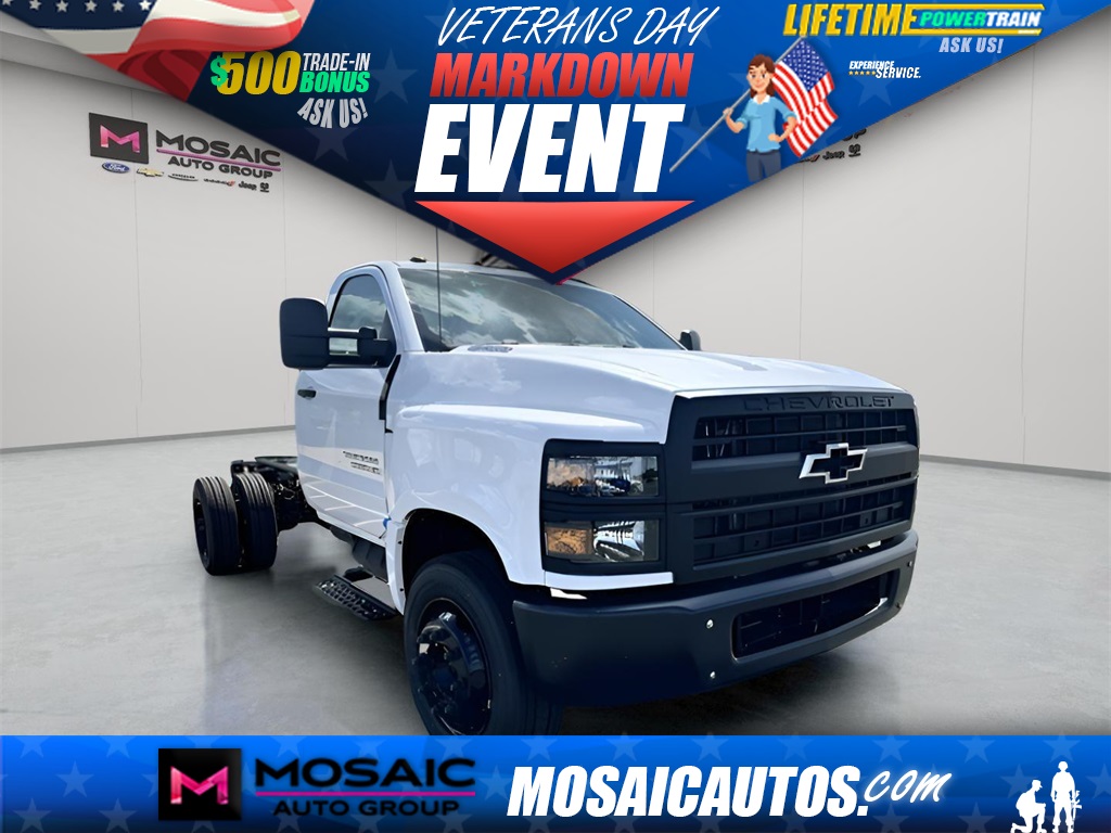 New 2024 Chevrolet Silverado 6500HD 1WT Trucks