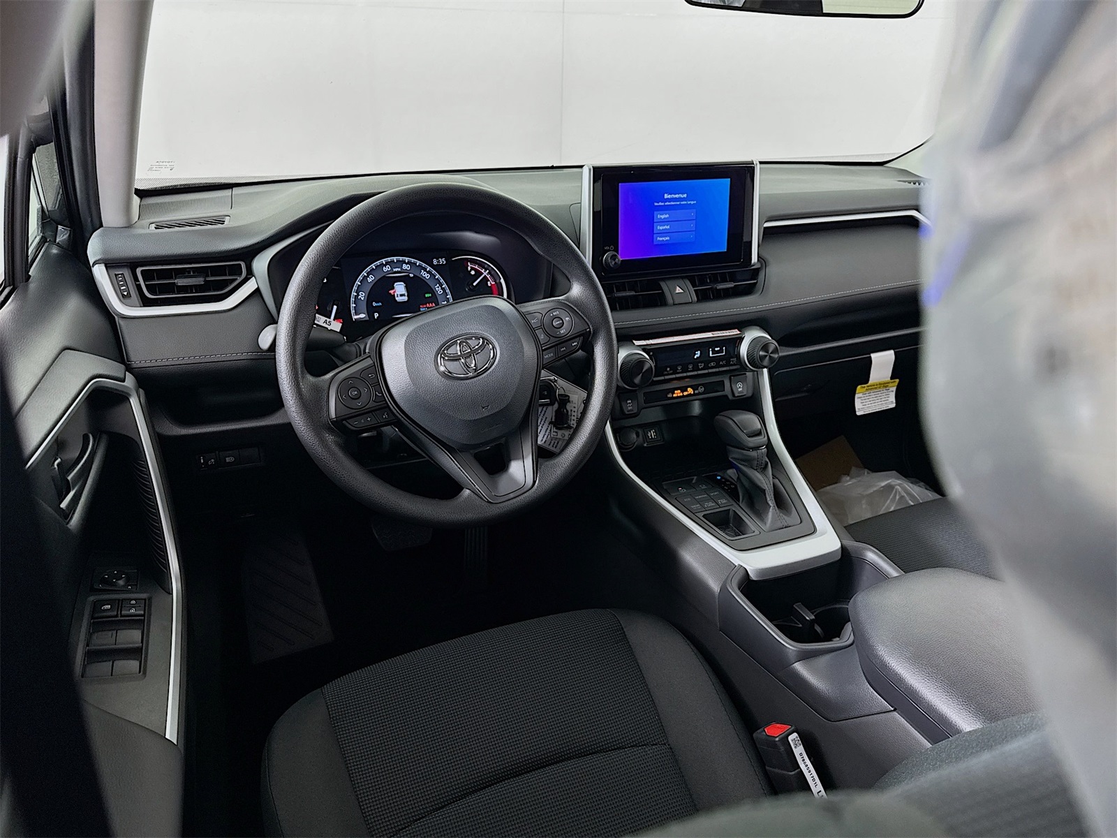 2025 Toyota RAV4 LE photo 15