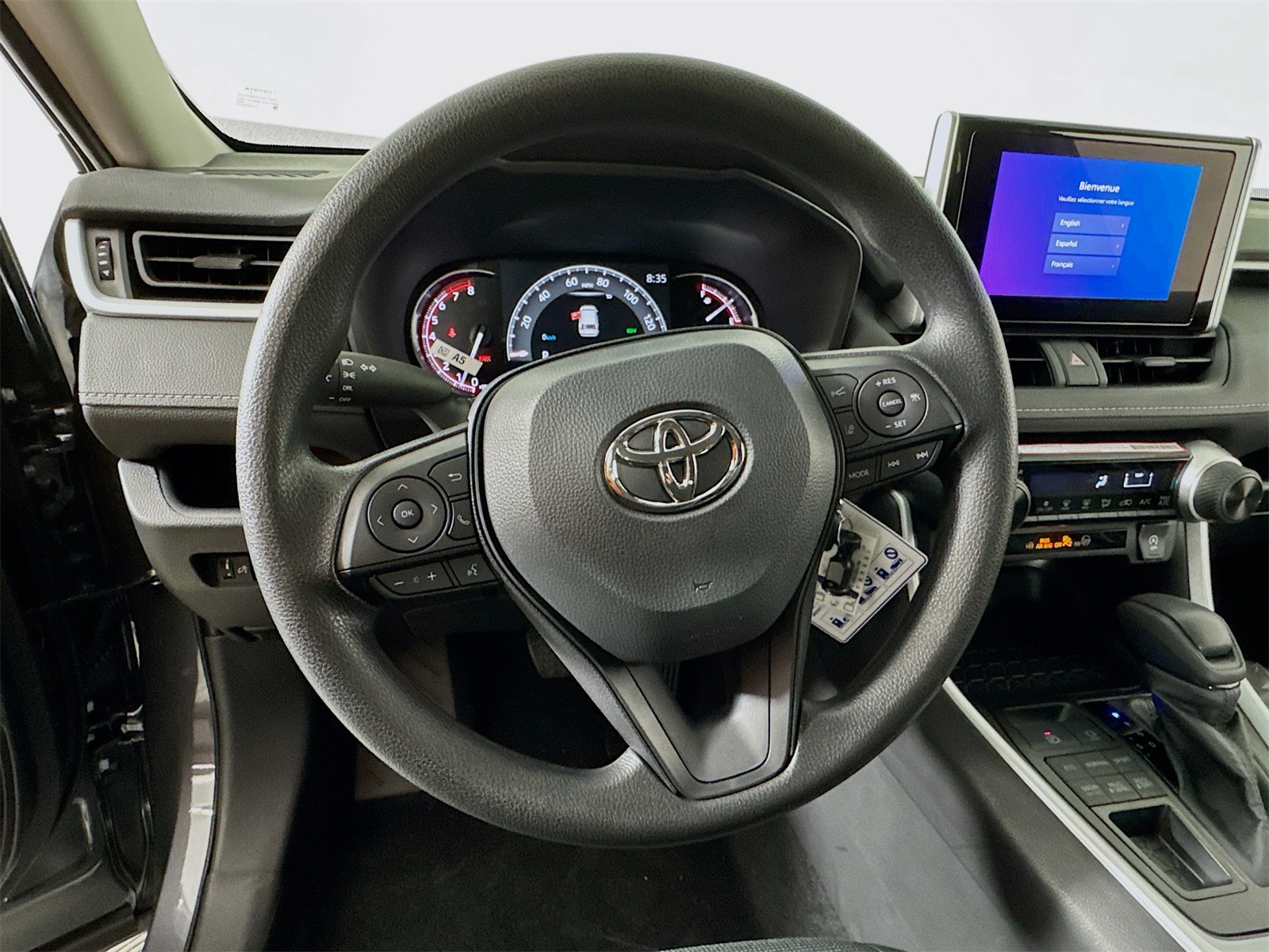 2025 Toyota RAV4 LE photo 7