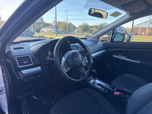2016 Subaru Impreza 2.0i photo 9
