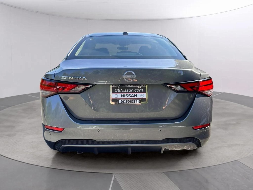 2025 Nissan Sentra SV photo 4