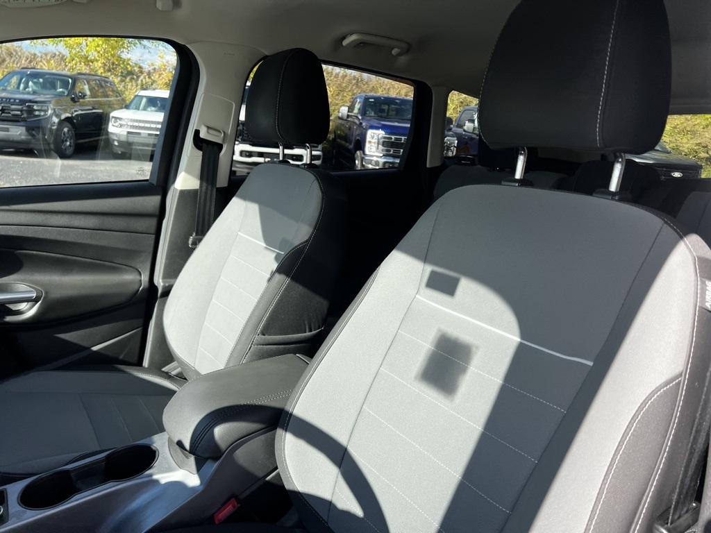 2014 Ford Escape SE photo 4