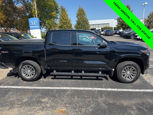 2024 Chevrolet Colorado LT photo 7