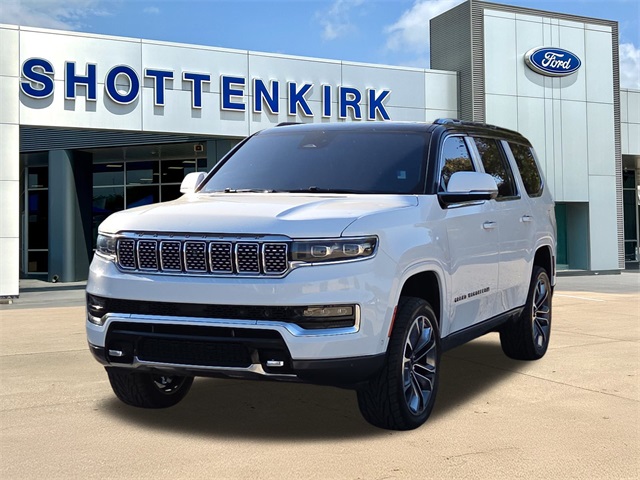 2022 Jeep Grand Wagoneer III photo 2