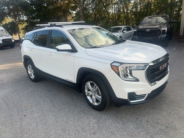 2022 GMC Terrain SLE's photo