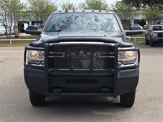 2022 Ram 3500 Tradesman photo 2